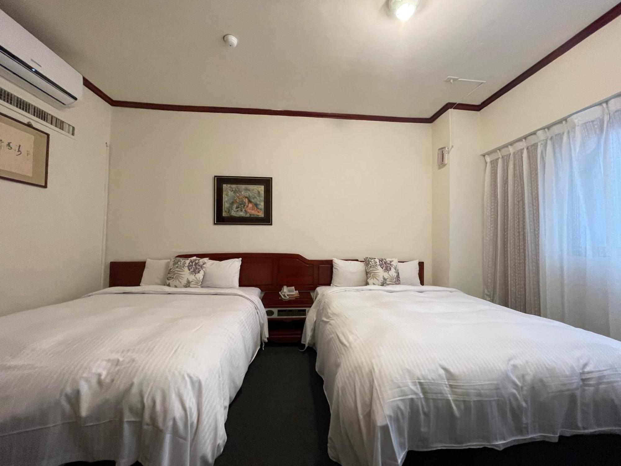 River Hotel Чиай Сити Екстериор снимка